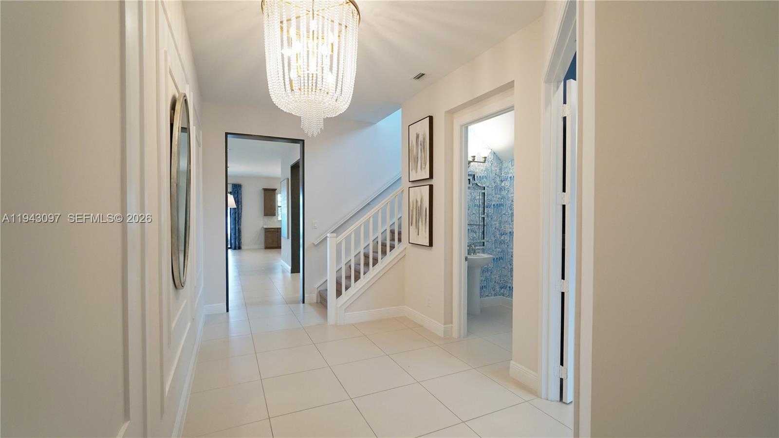 Small Image of 8725 PARKLAND BAY DR, Parkland Number 14