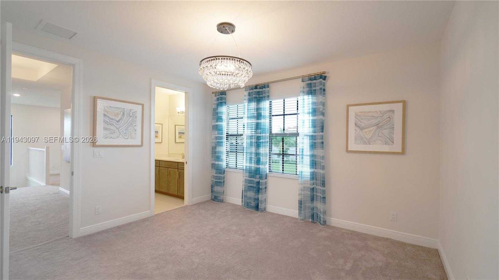 Small Image of 8725 PARKLAND BAY DR, Parkland Number 35