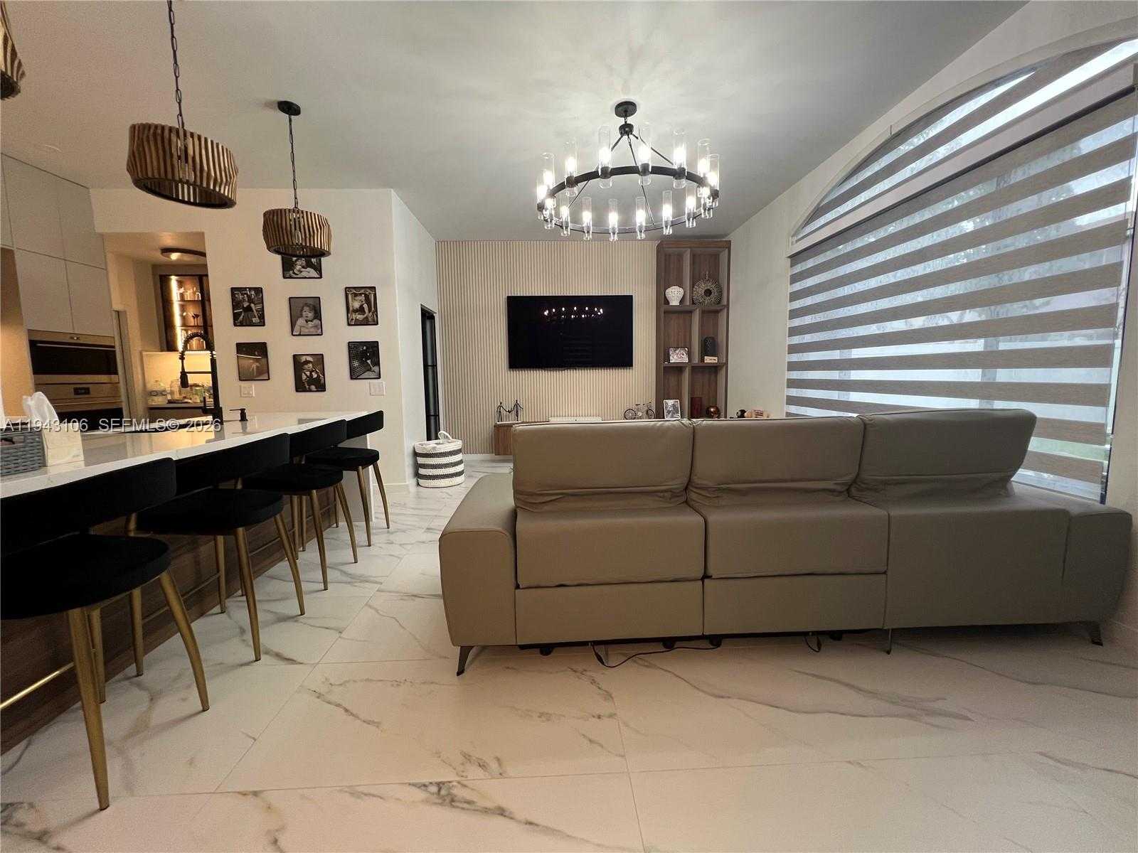 Small Image of 7782 NORTH WEST 18TH ST, Pembroke Pines Number 11