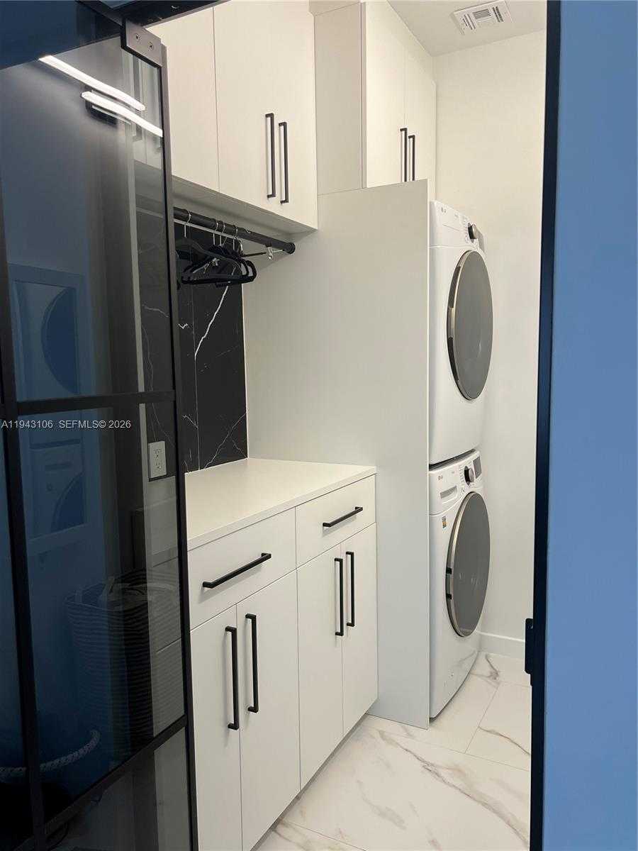 Small Image of 7782 NORTH WEST 18TH ST, Pembroke Pines Number 26