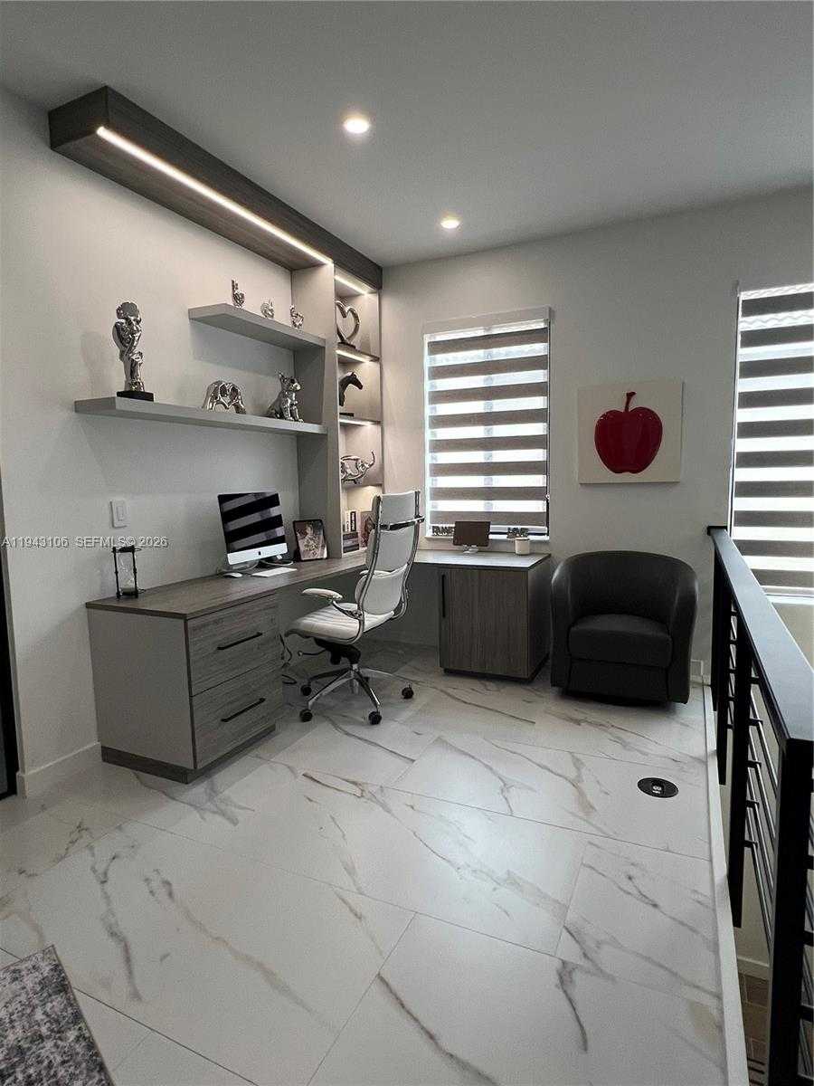 Small Image of 7782 NORTH WEST 18TH ST, Pembroke Pines Number 32