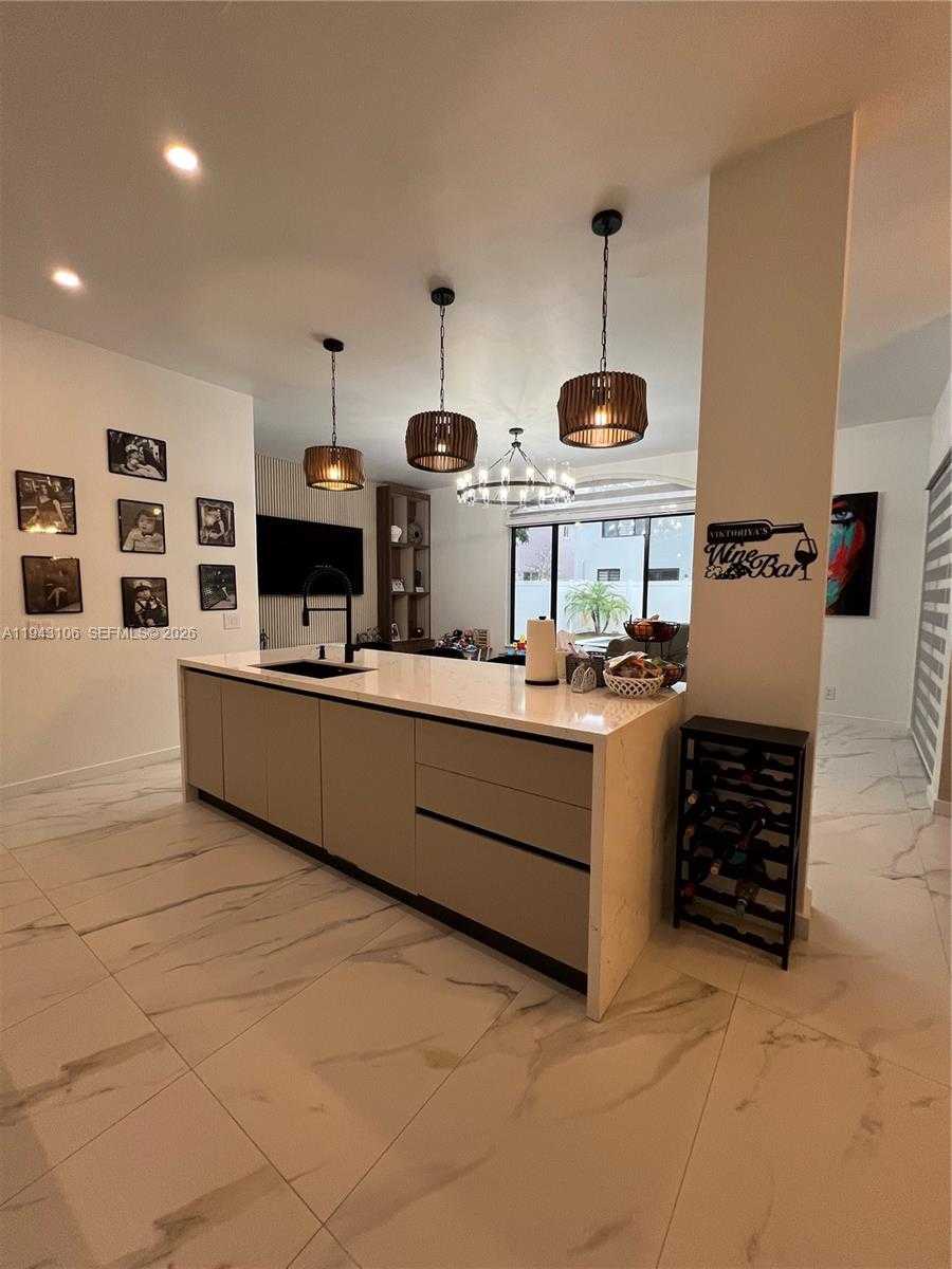 Small Image of 7782 NORTH WEST 18TH ST, Pembroke Pines Number 41