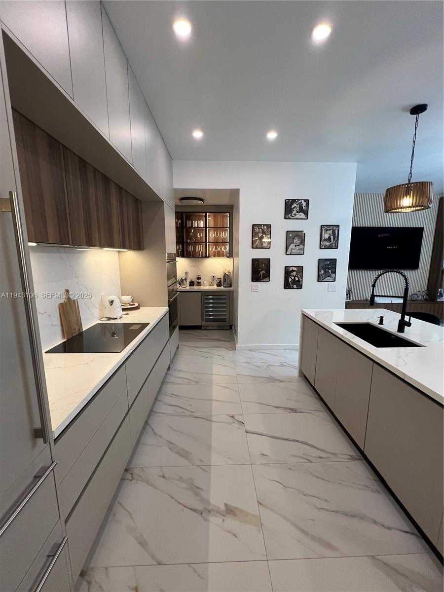 Small Image of 7782 NORTH WEST 18TH ST, Pembroke Pines Number 42