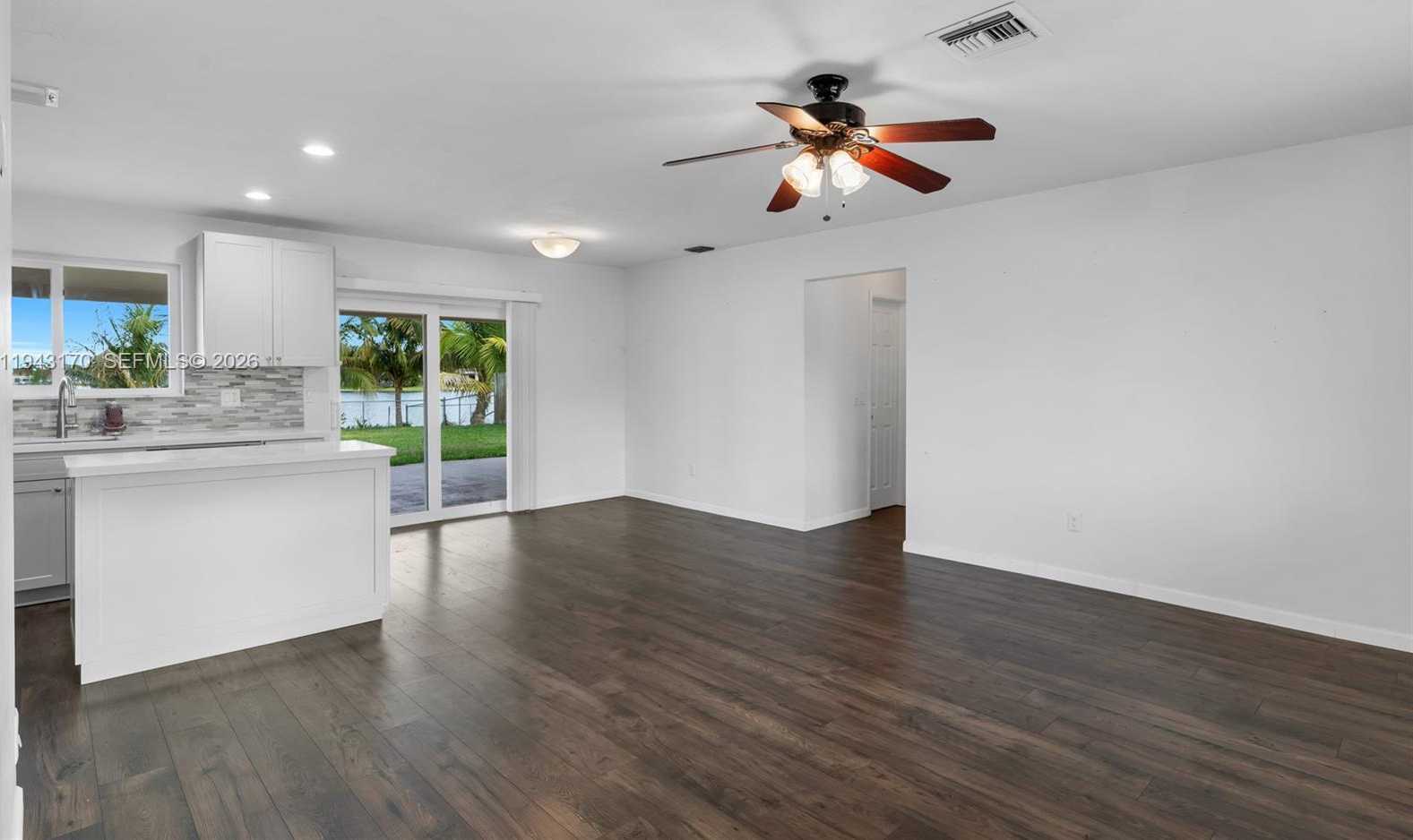 Small Image of 1301 NORTH WEST 87TH WAY, Pembroke Pines Number 11