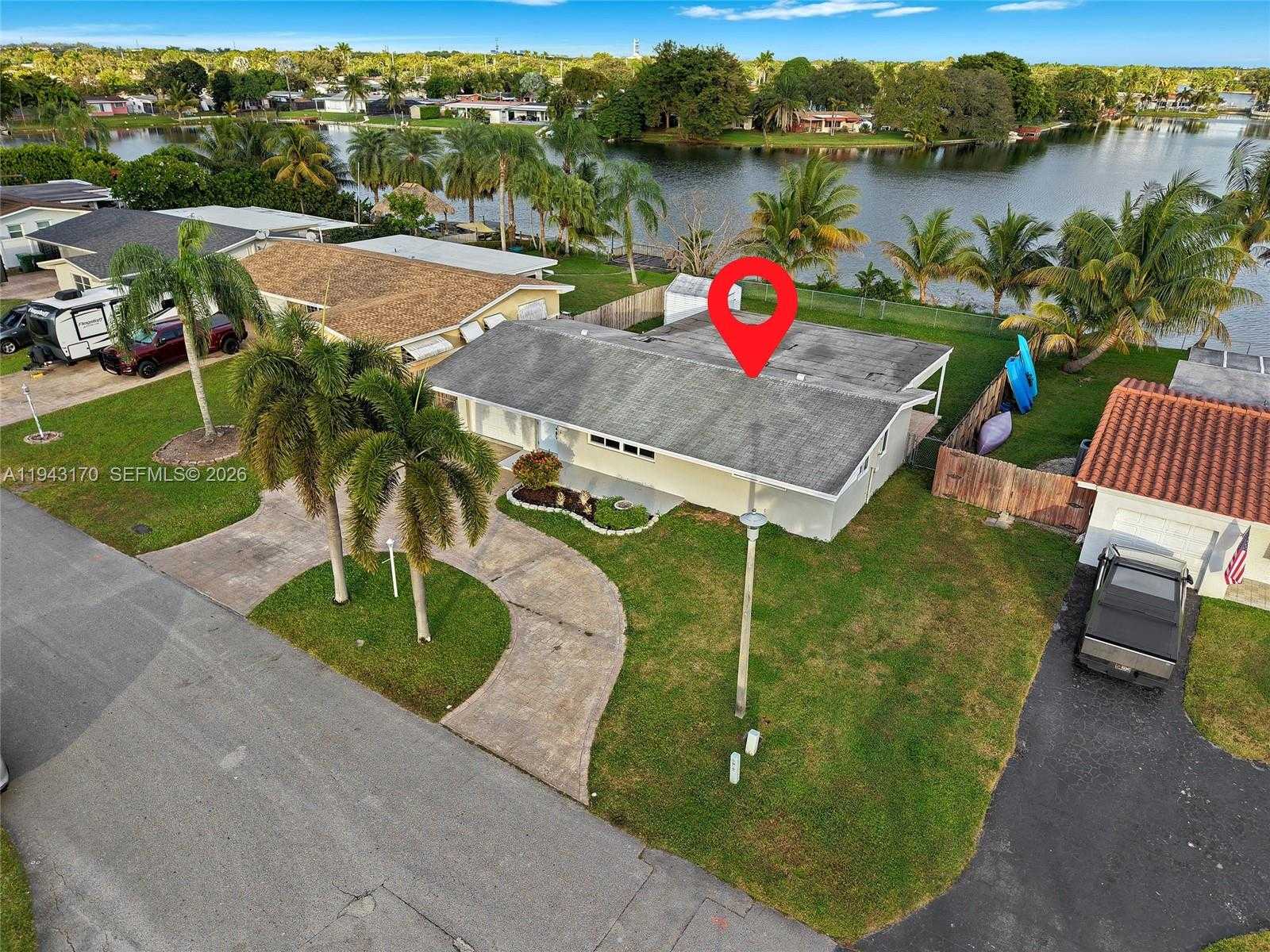 Small Image of 1301 NORTH WEST 87TH WAY, Pembroke Pines Number 32