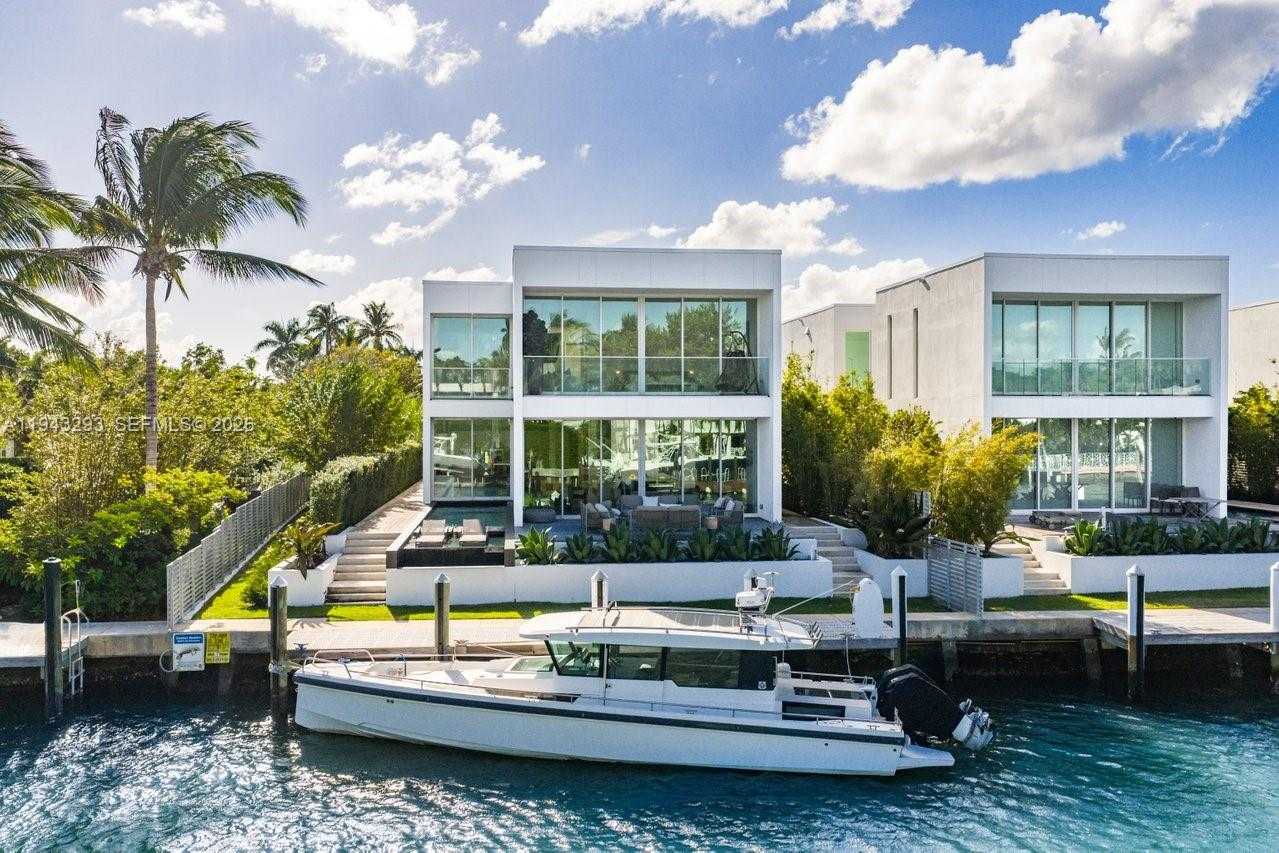 Small Image of 1011 WEST 48TH ST, Miami Beach Number 1
