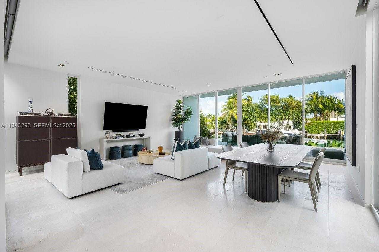 Small Image of 1011 WEST 48TH ST, Miami Beach Number 8