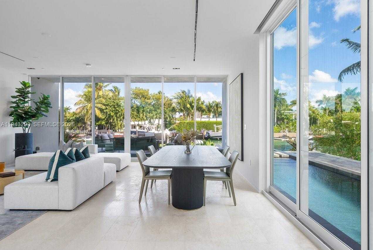 Small Image of 1011 WEST 48TH ST, Miami Beach Number 9