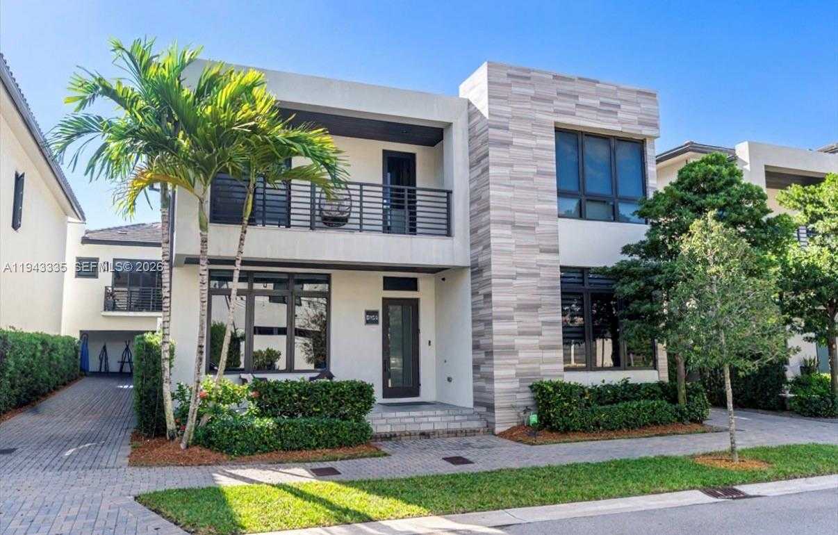 Small Image of 8156 NORTH WEST 48TH TER, Doral Number 2