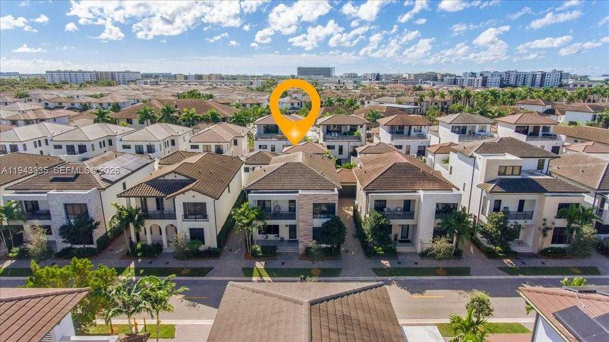 Small Image of 8156 NORTH WEST 48TH TER, Doral Number 3