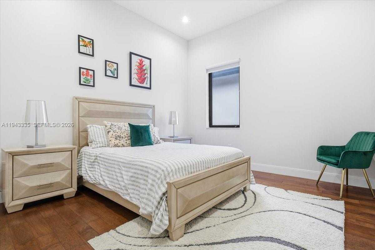 Small Image of 8156 NORTH WEST 48TH TER, Doral Number 32