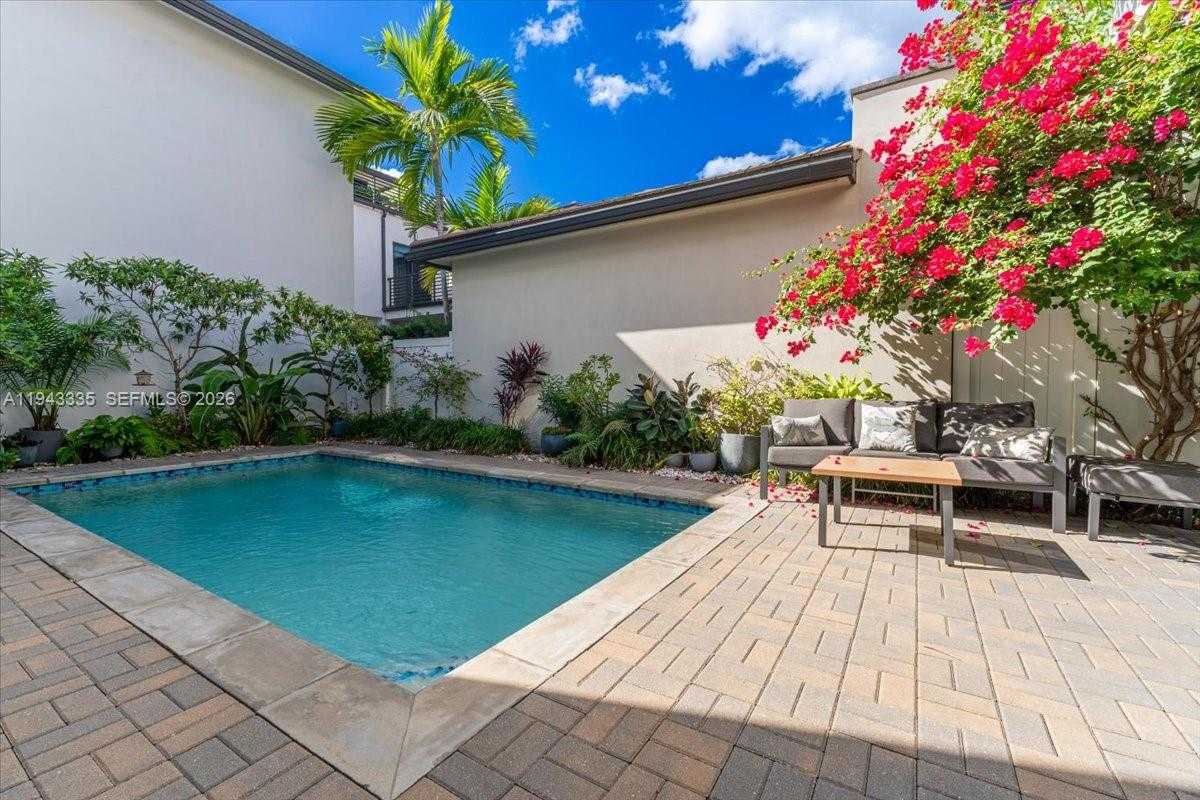 Small Image of 8156 NORTH WEST 48TH TER, Doral Number 6