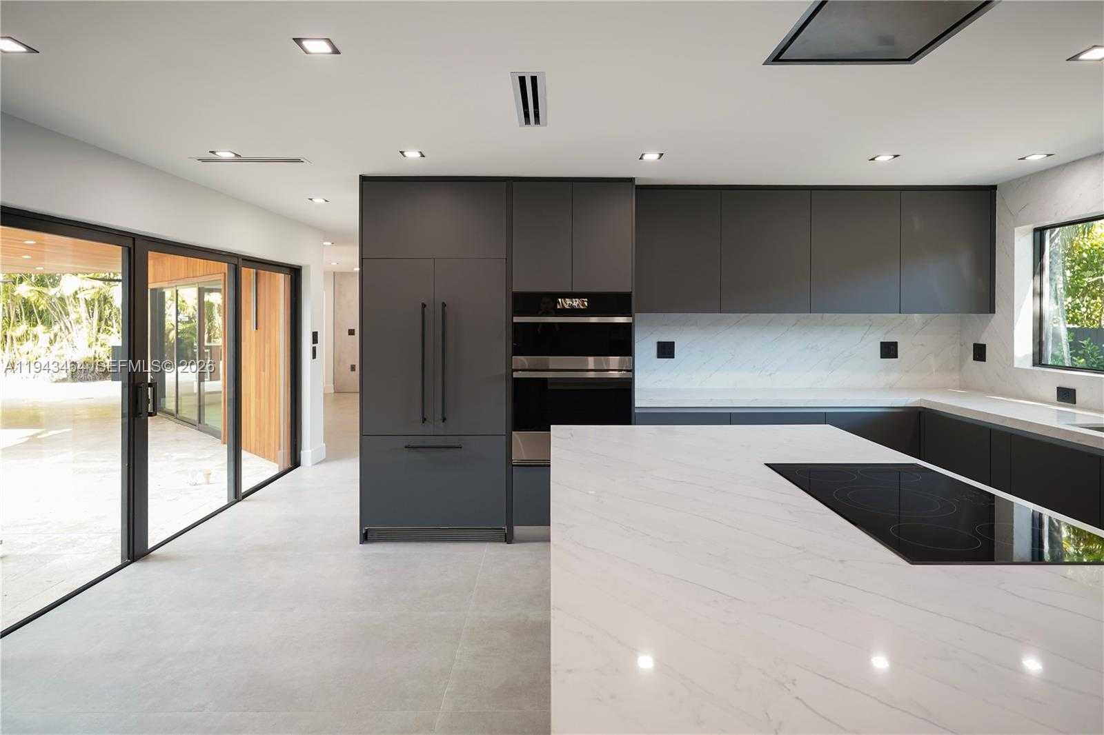 Small Image of 7765 SOUTH WEST 57TH TER, Miami Number 17