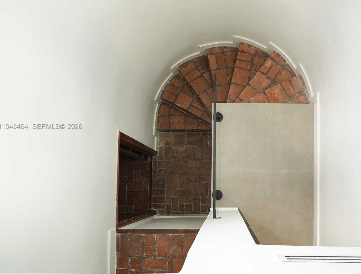 Small Image of 7765 SOUTH WEST 57TH TER, Miami Number 26