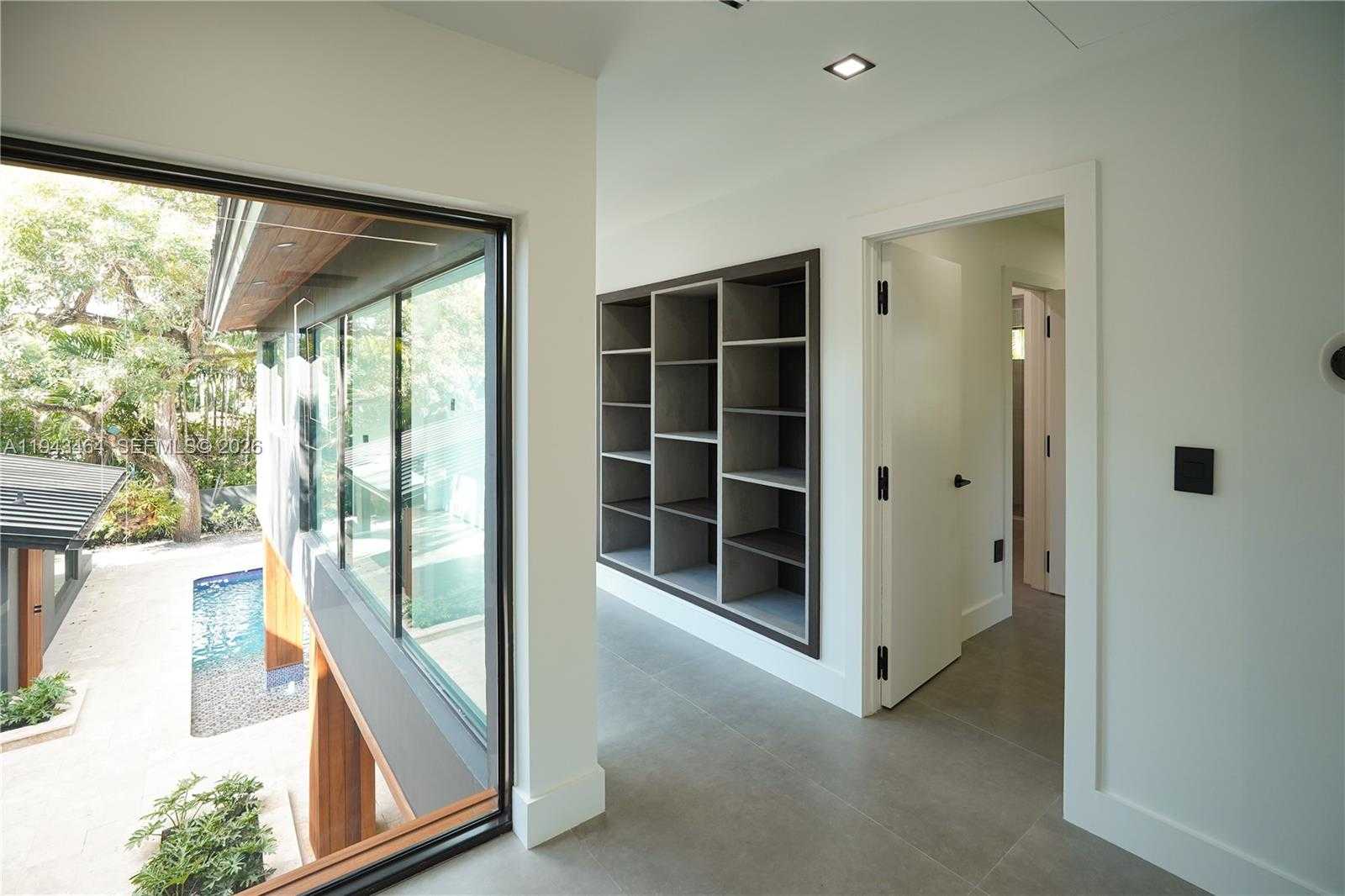 Small Image of 7765 SOUTH WEST 57TH TER, Miami Number 34