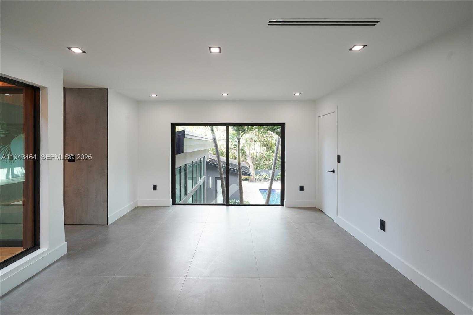 Small Image of 7765 SOUTH WEST 57TH TER, Miami Number 37