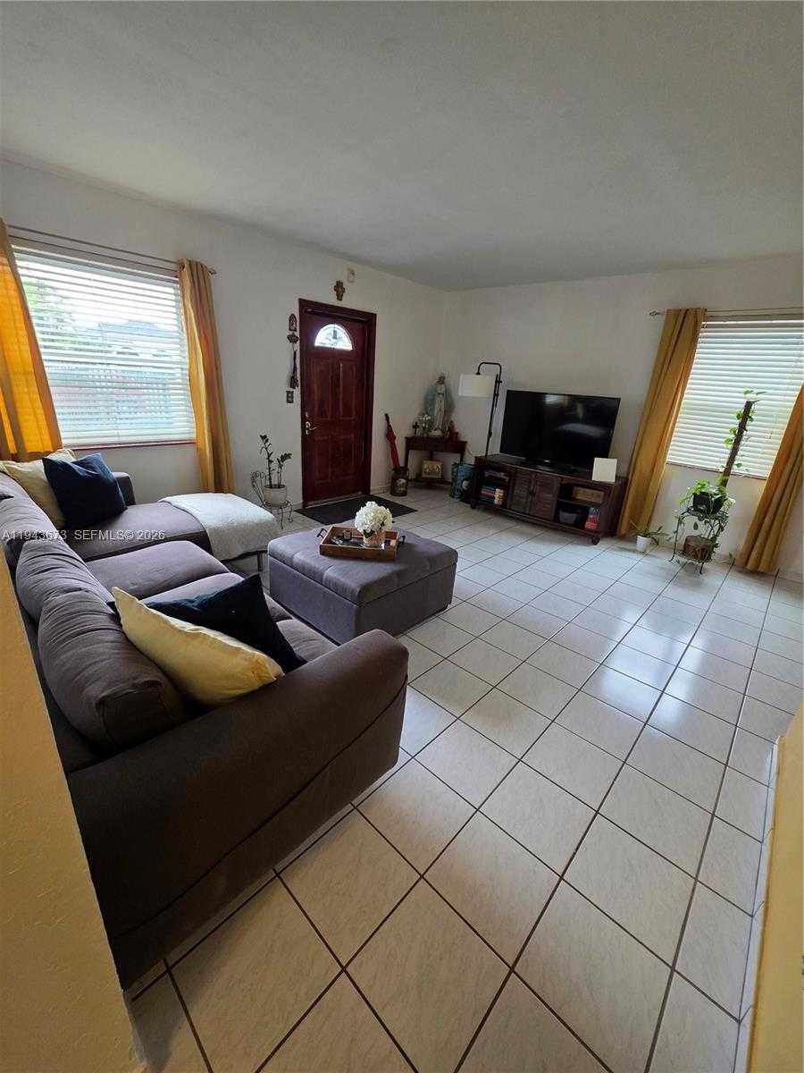 Small Image of Miami Number 20