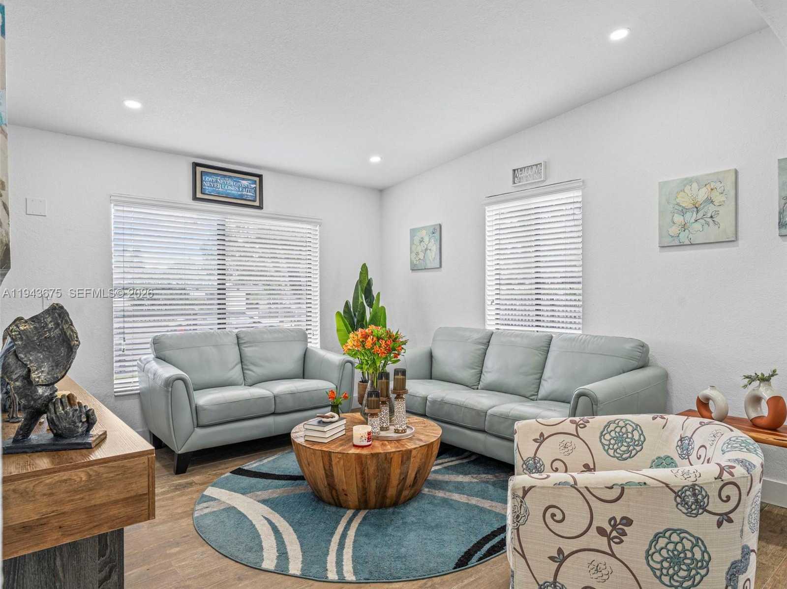 Small Image of 11415 SOUTH WEST 56TH ST, Miami Number 27