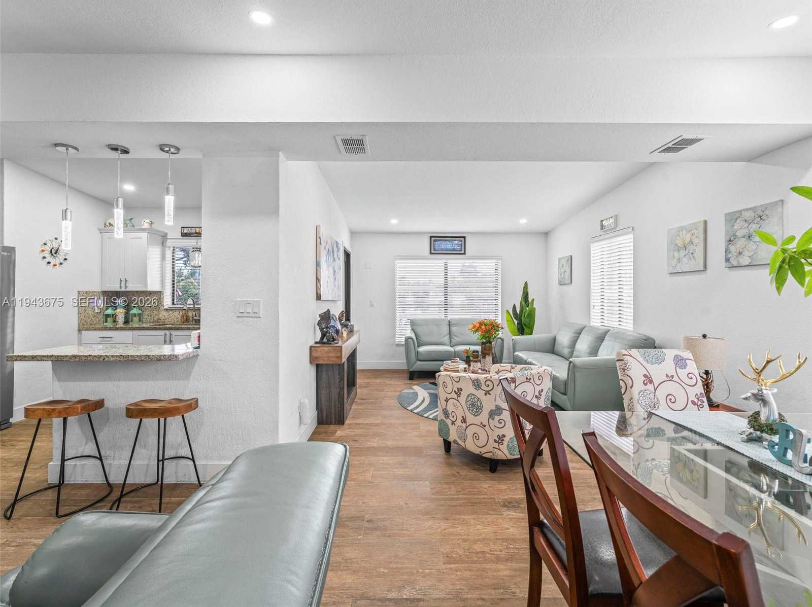 Small Image of 11415 SOUTH WEST 56TH ST, Miami Number 30