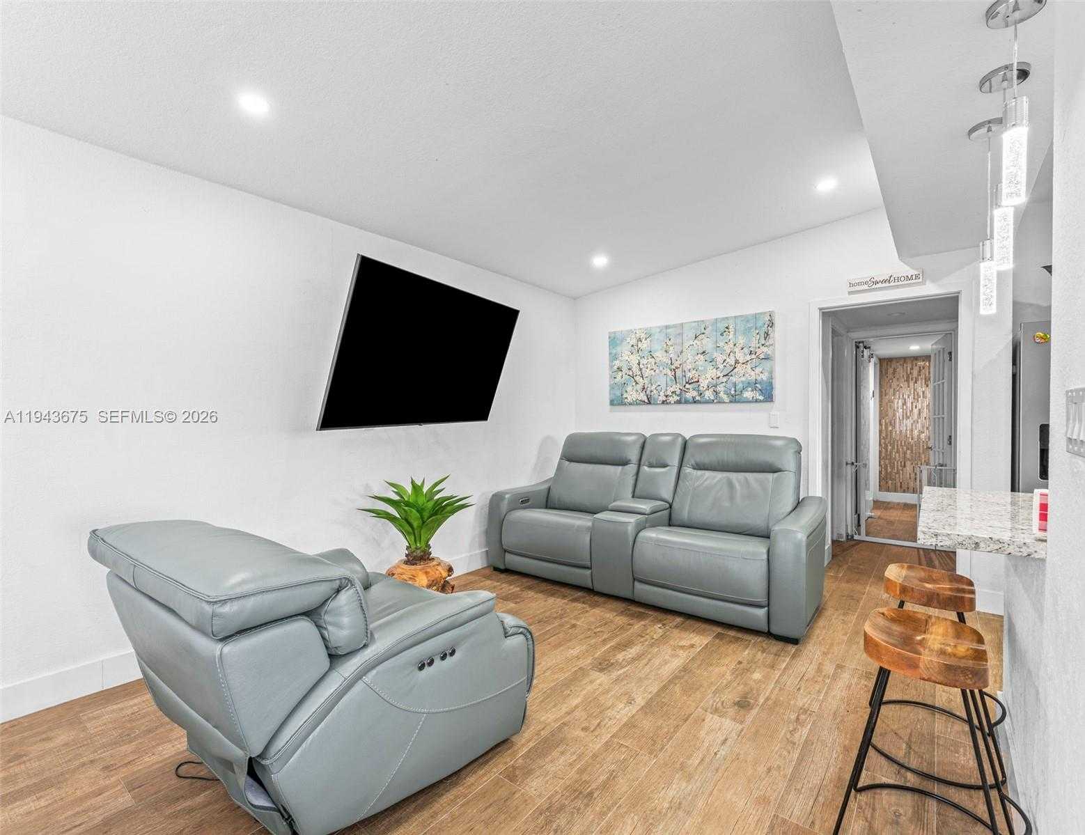 Small Image of 11415 SOUTH WEST 56TH ST, Miami Number 31