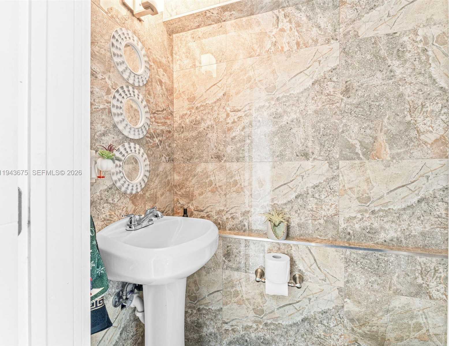 Small Image of 11415 SOUTH WEST 56TH ST, Miami Number 41