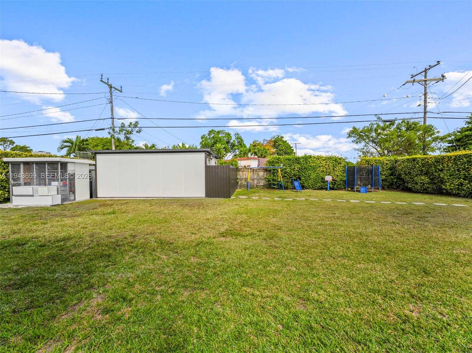 Small Image of 11401 SOUTH WEST 56TH ST, Miami Number 19