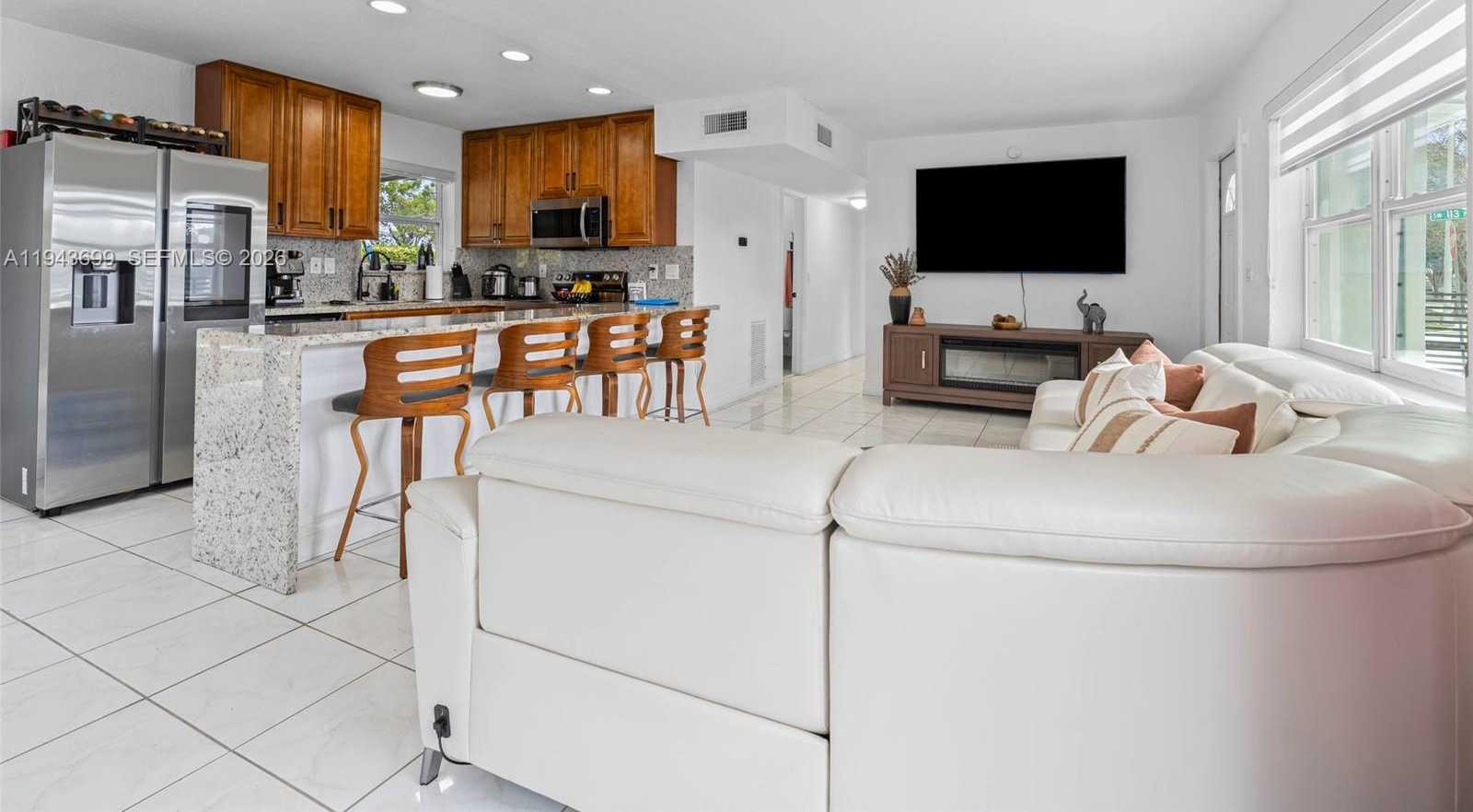 Small Image of 11401 SOUTH WEST 56TH ST, Miami Number 5