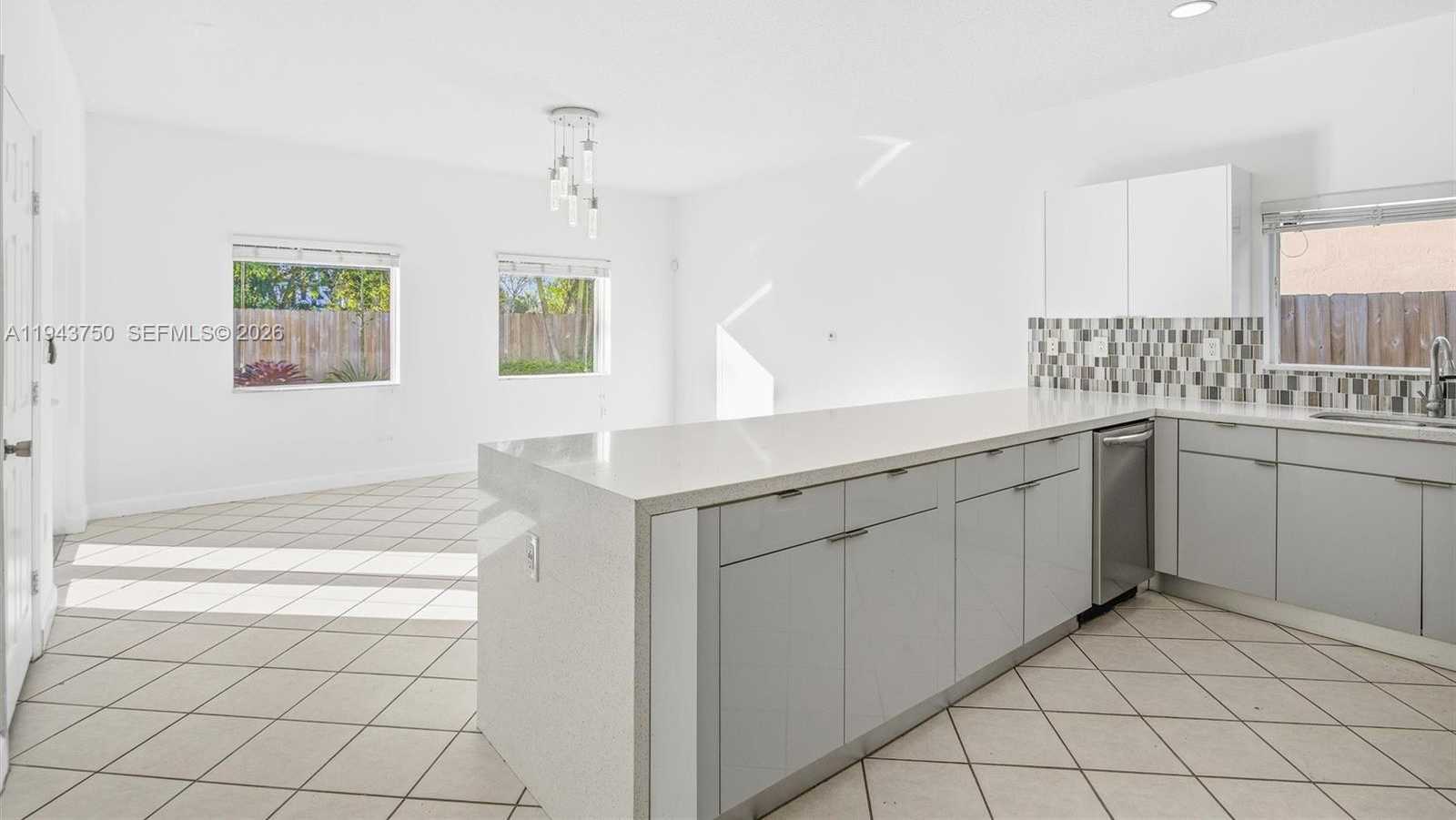 Small Image of 12920 SOUTH WEST 143RD TER, Miami Number 11