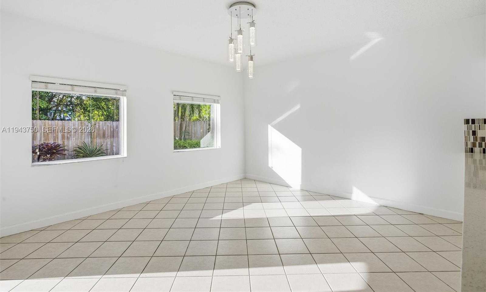 Small Image of 12920 SOUTH WEST 143RD TER, Miami Number 17
