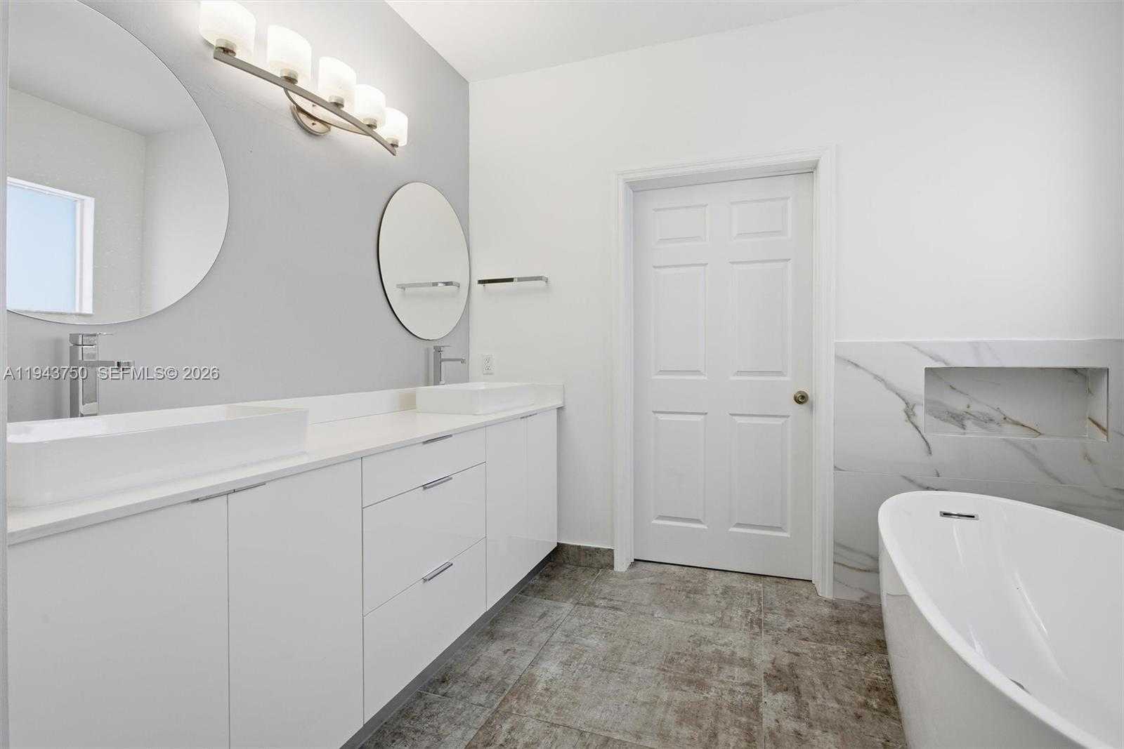 Small Image of 12920 SOUTH WEST 143RD TER, Miami Number 30