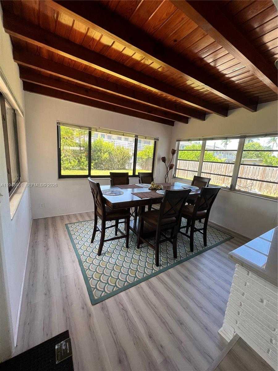 Small Image of 1425 GRANT ST, Hollywood Number 19