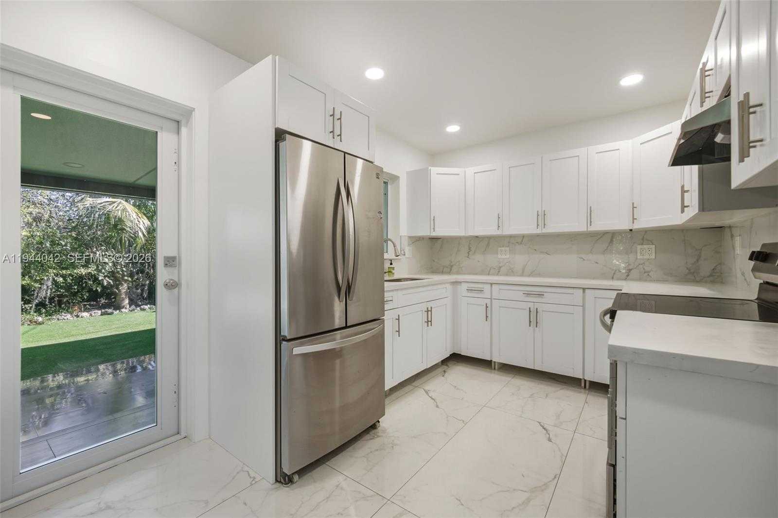 Small Image of 16101 NORTH EAST 8TH AVE, North Miami Beach Number 14