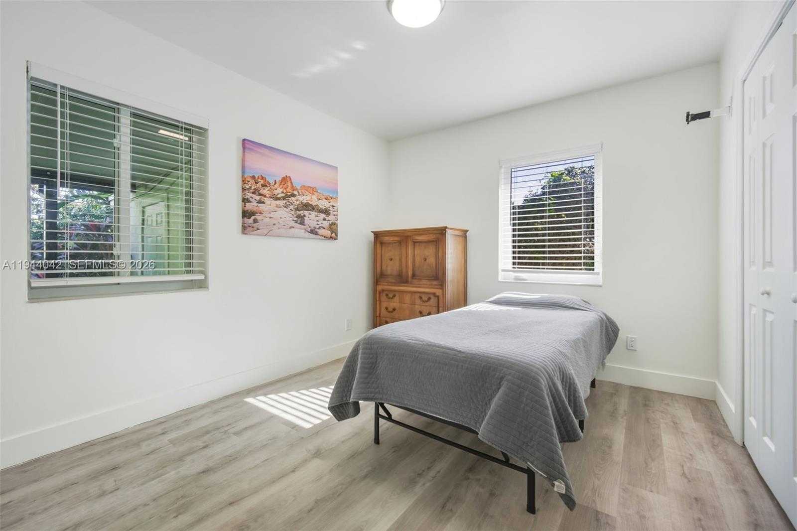 Small Image of 16101 NORTH EAST 8TH AVE, North Miami Beach Number 20