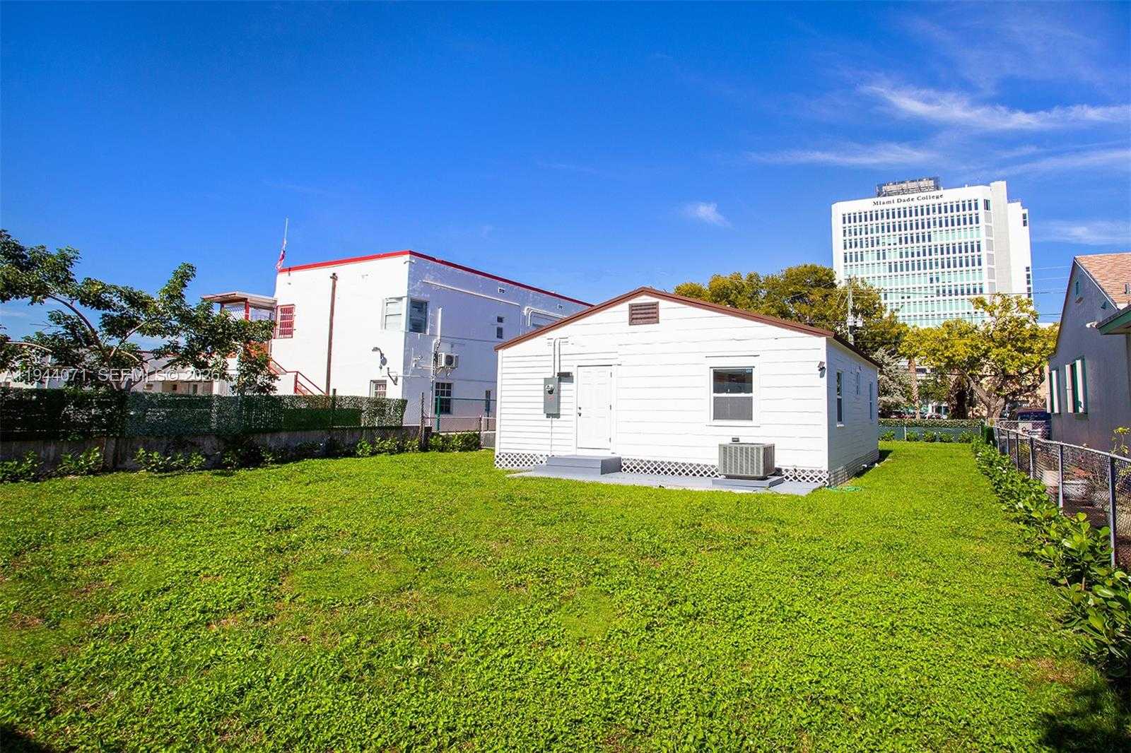 Small Image of 2620 SOUTH WEST 9TH ST, Miami Number 24