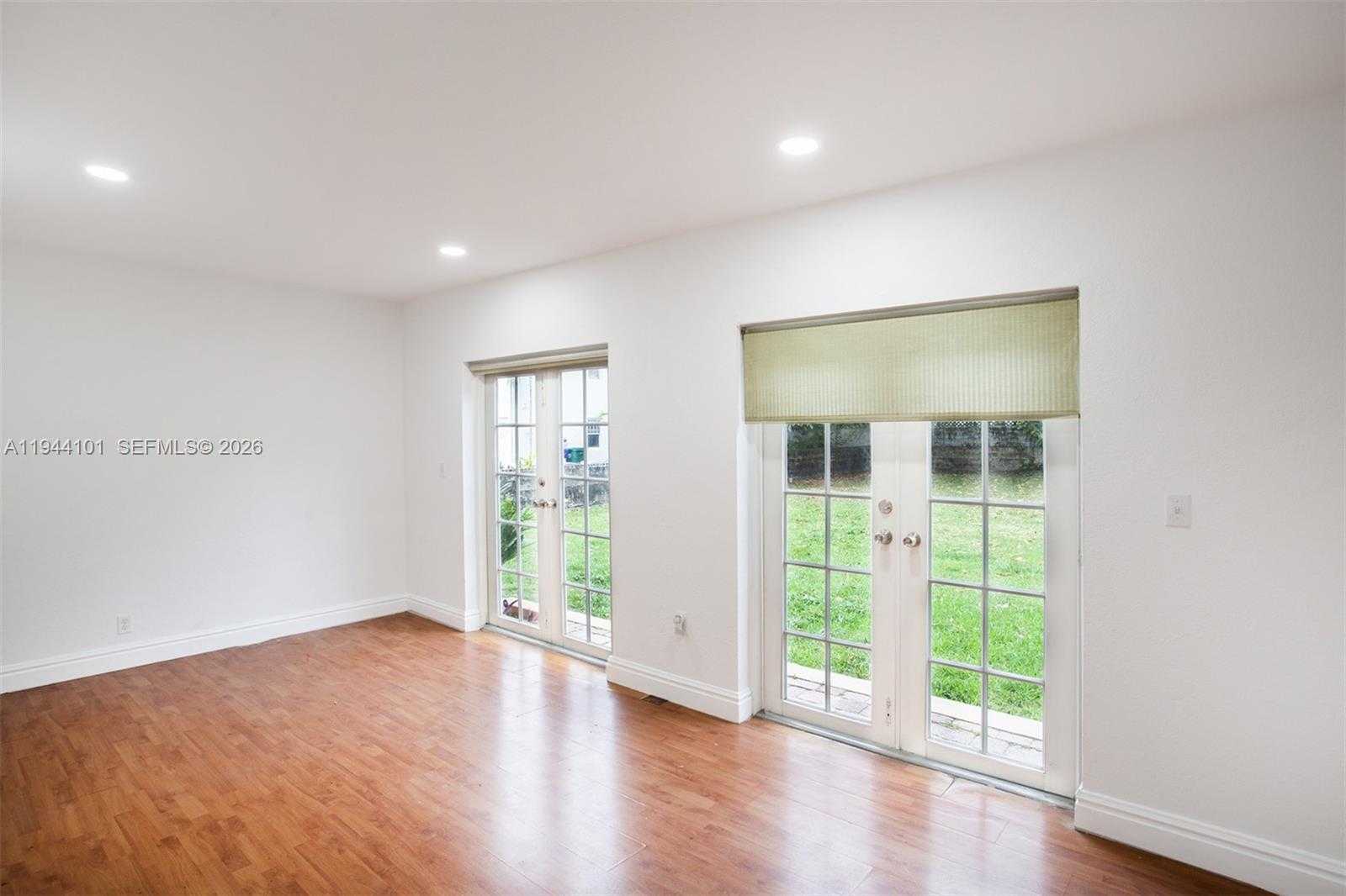 Small Image of 236 SOUTH WEST 28TH RD, Miami Number 6