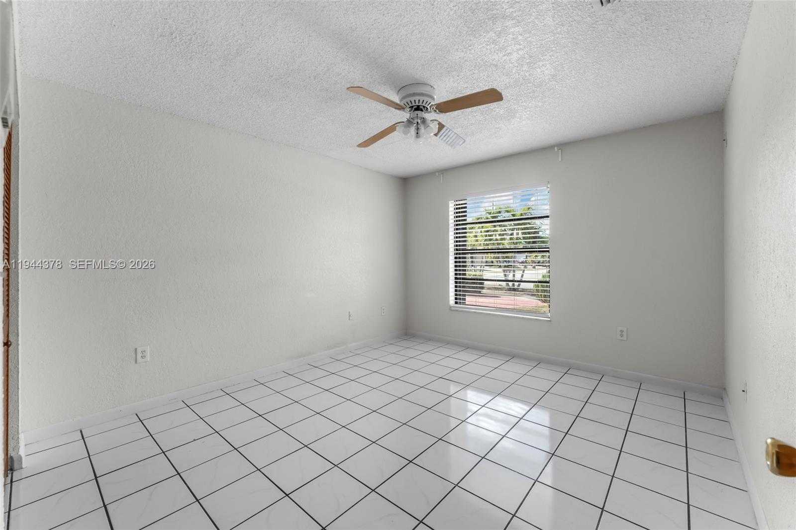 Small Image of 4531 SOUTH WEST 146TH CT, Miami Number 17