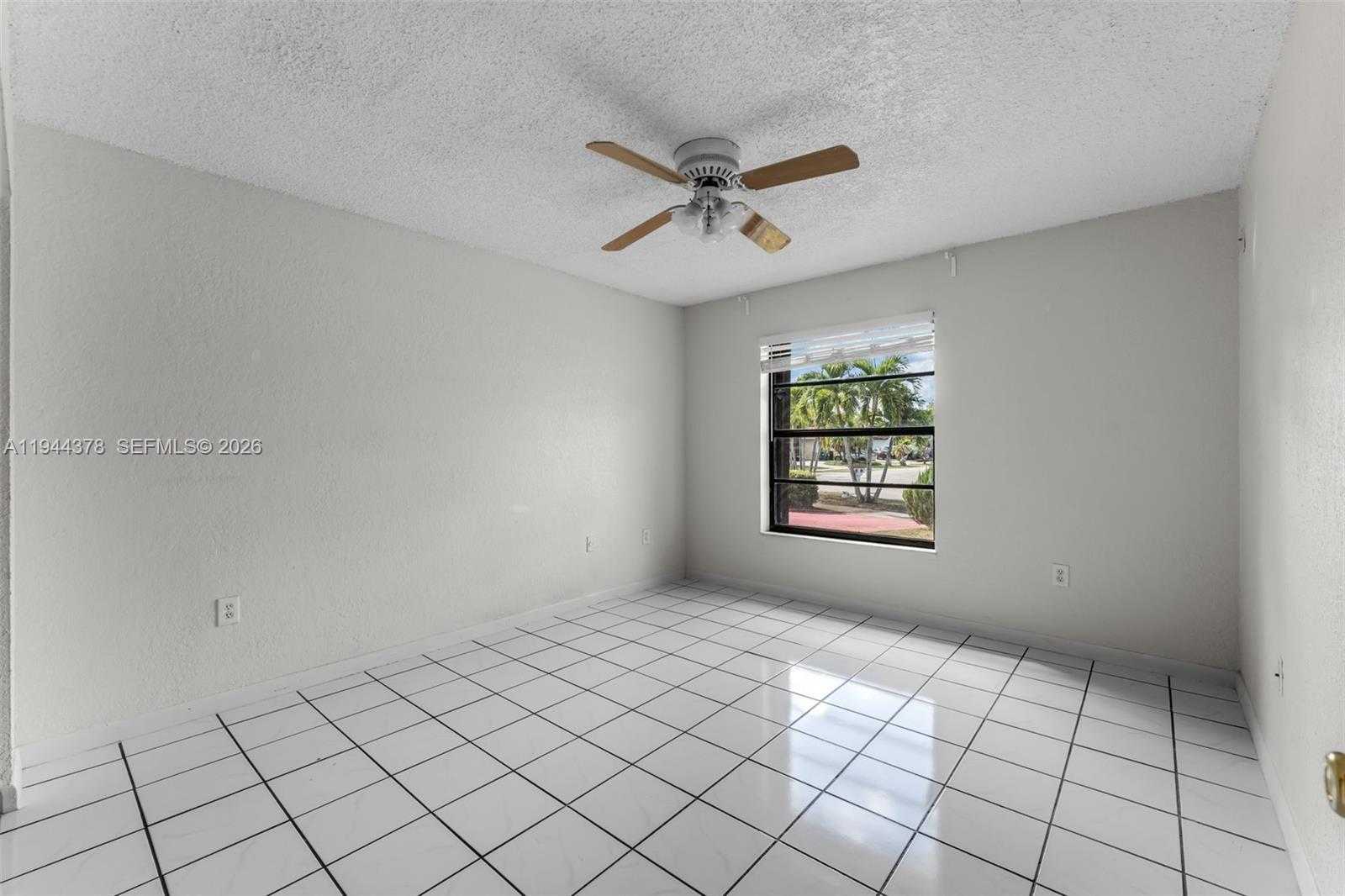Small Image of 4531 SOUTH WEST 146TH CT, Miami Number 26