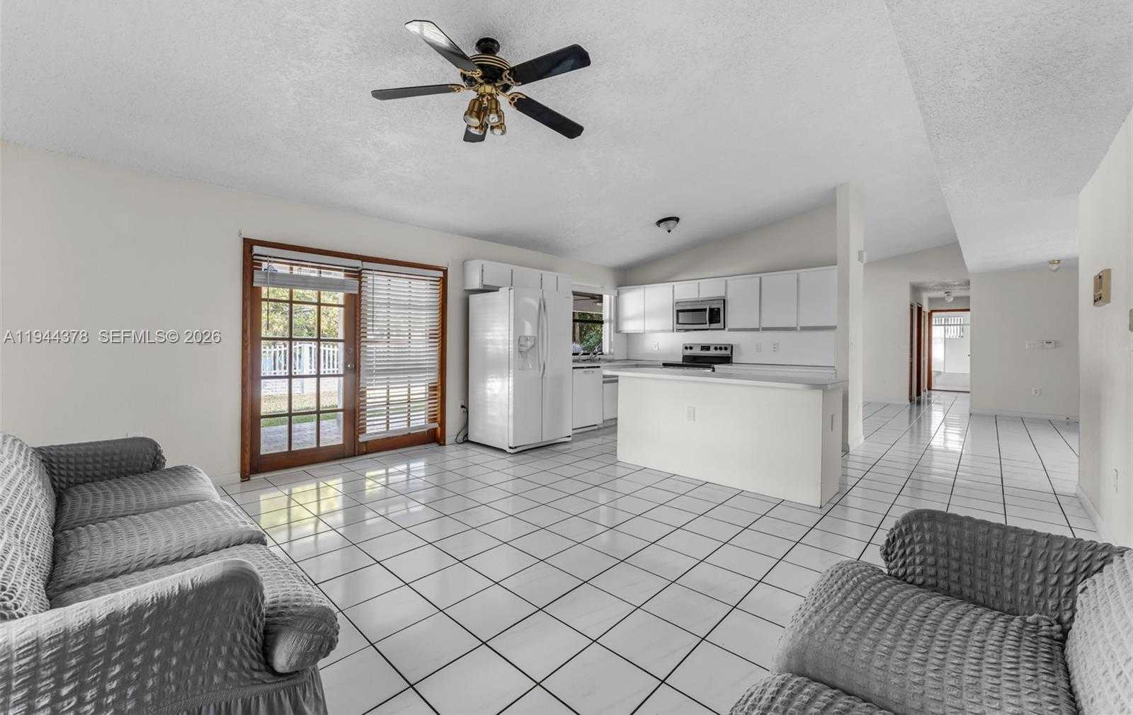 Small Image of 4531 SOUTH WEST 146TH CT, Miami Number 8