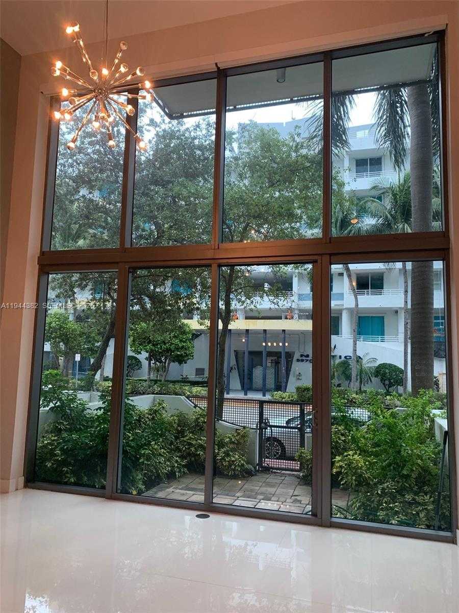 Small Image of 6000 COLLINS AVE UNIT 136, Miami Beach Number 4