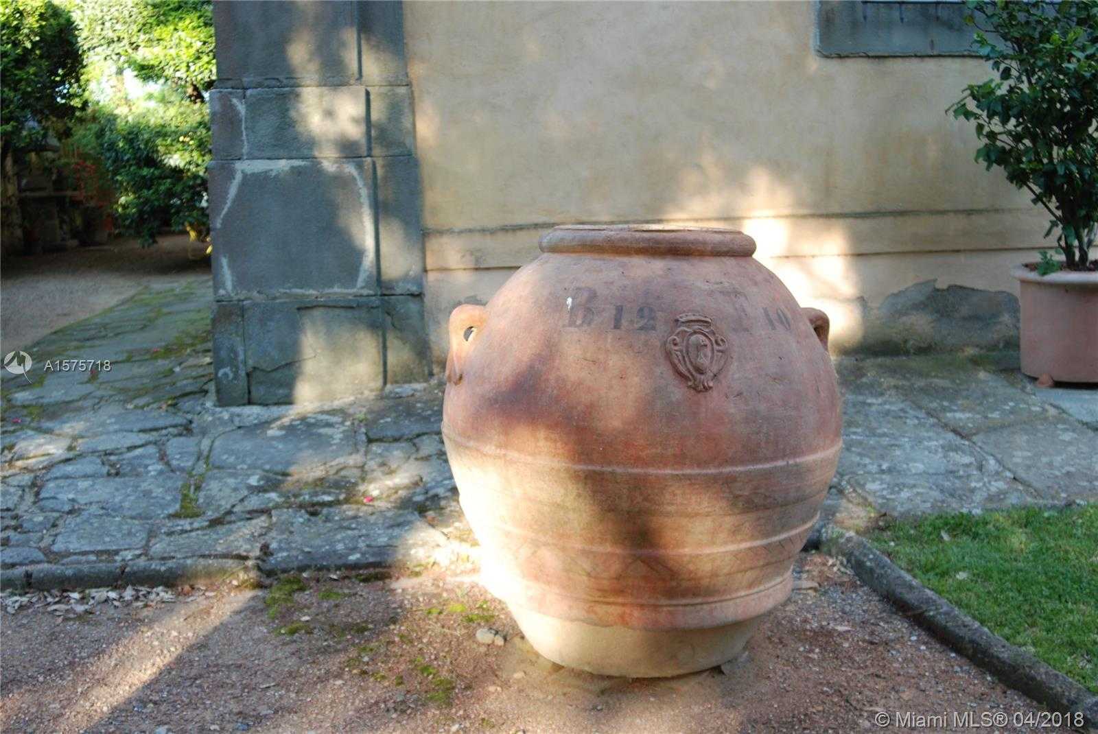 Small Image of UNITA IMMOBILIARE IN, Out of City Number 13