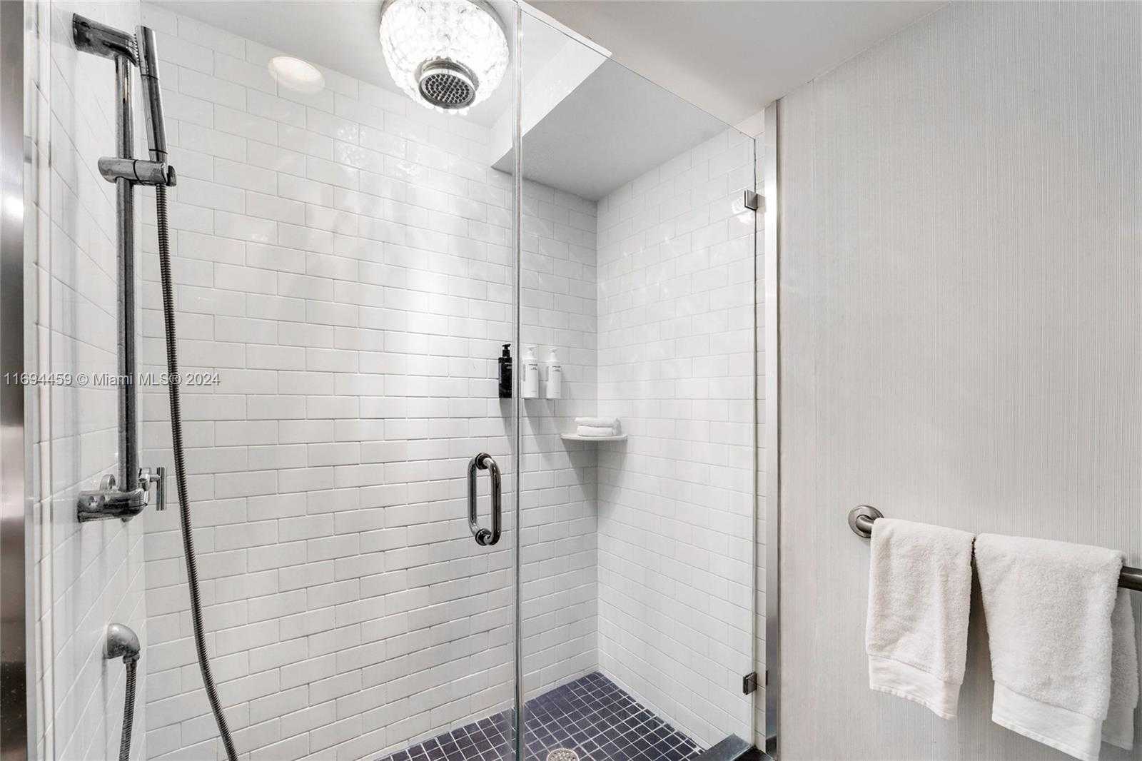 Small Image of 1100 WEST AVE #918, Miami Beach Number 15