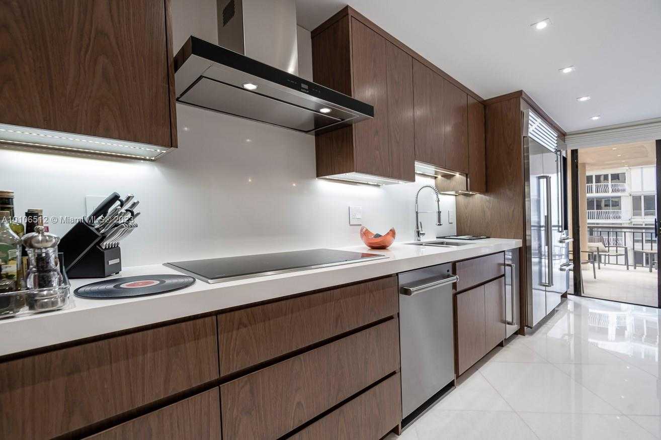 Small Image of 10175 Collins Ave, Bal Harbour, FL 33154, USA Number 15