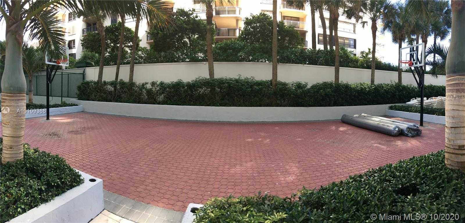 Small Image of 10155 Collins Ave, Bal Harbour, FL 33154, USA Number 9