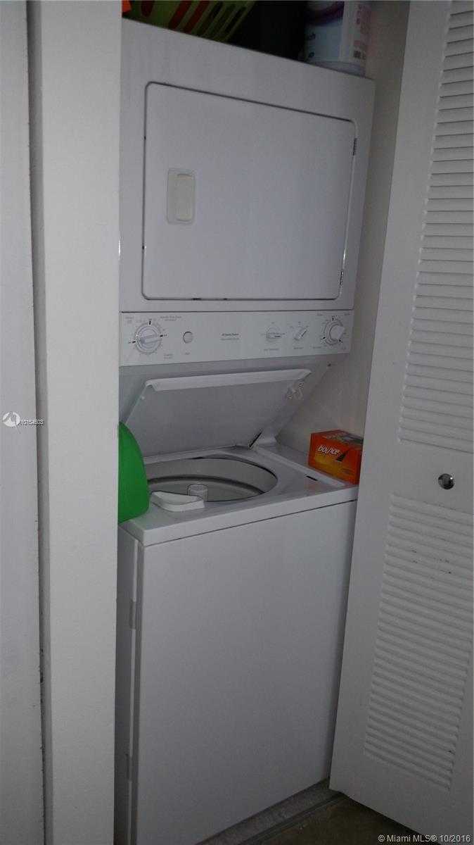Small Object Image
