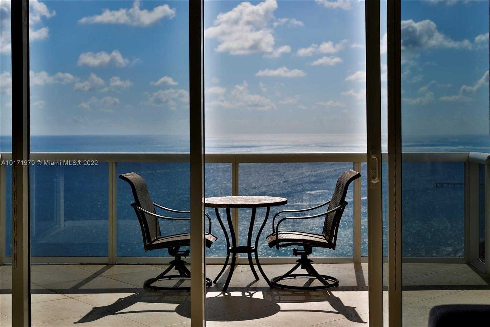 Small Image of Trump Palace, 18101 Collins Ave, Sunny Isles Beach, FL 33160, USA Number 25