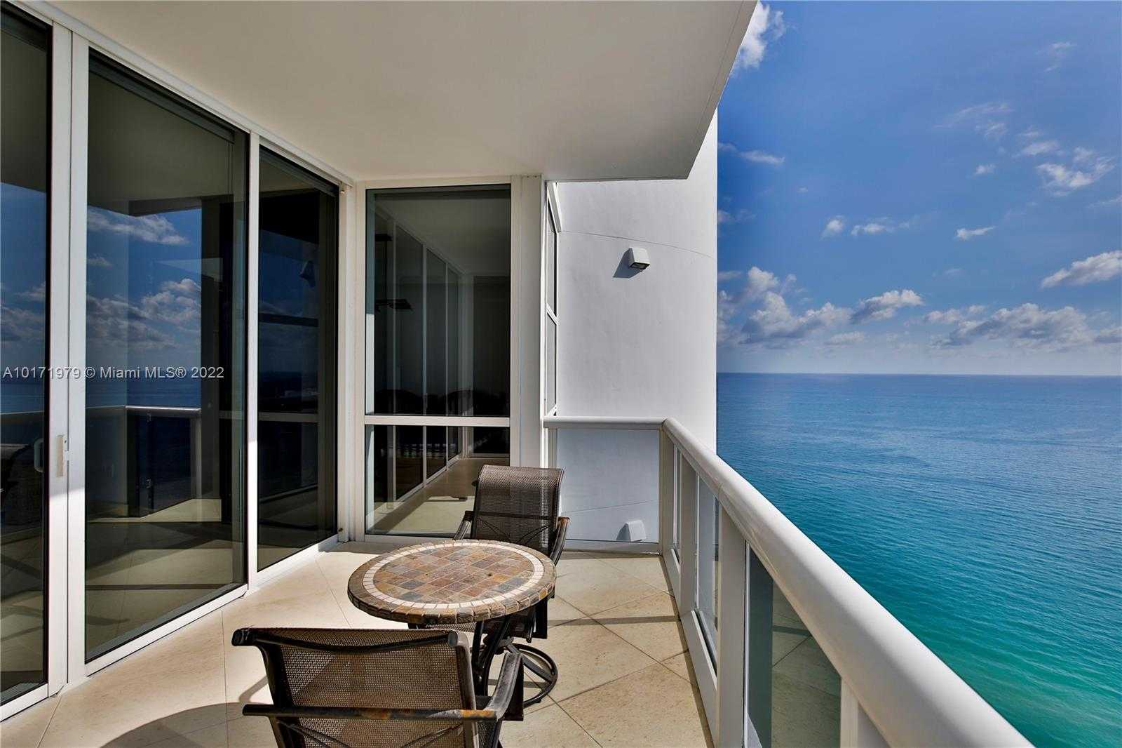 Small Image of Trump Palace, 18101 Collins Ave, Sunny Isles Beach, FL 33160, USA Number 7