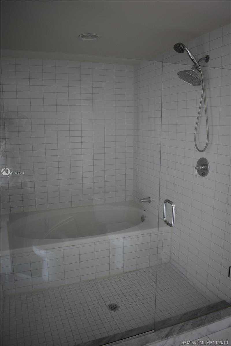 Small Image of 888 BISCAYNE BLVD #5104, Miami Number 10