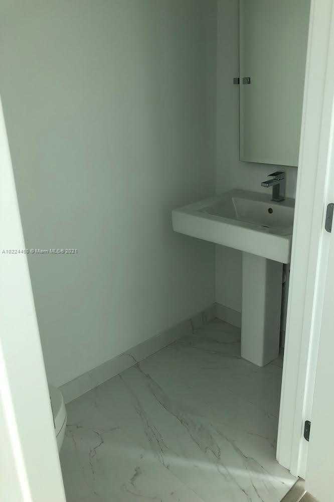 Small Object Image