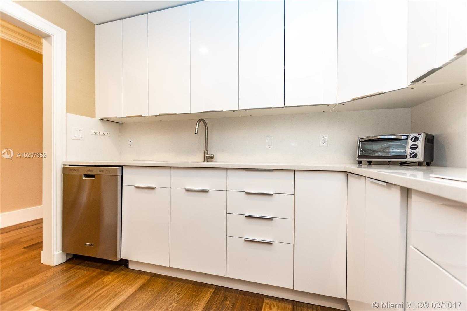 Small Image of 19123 FISHER ISLAND DR #19123, Miami Beach Number 14