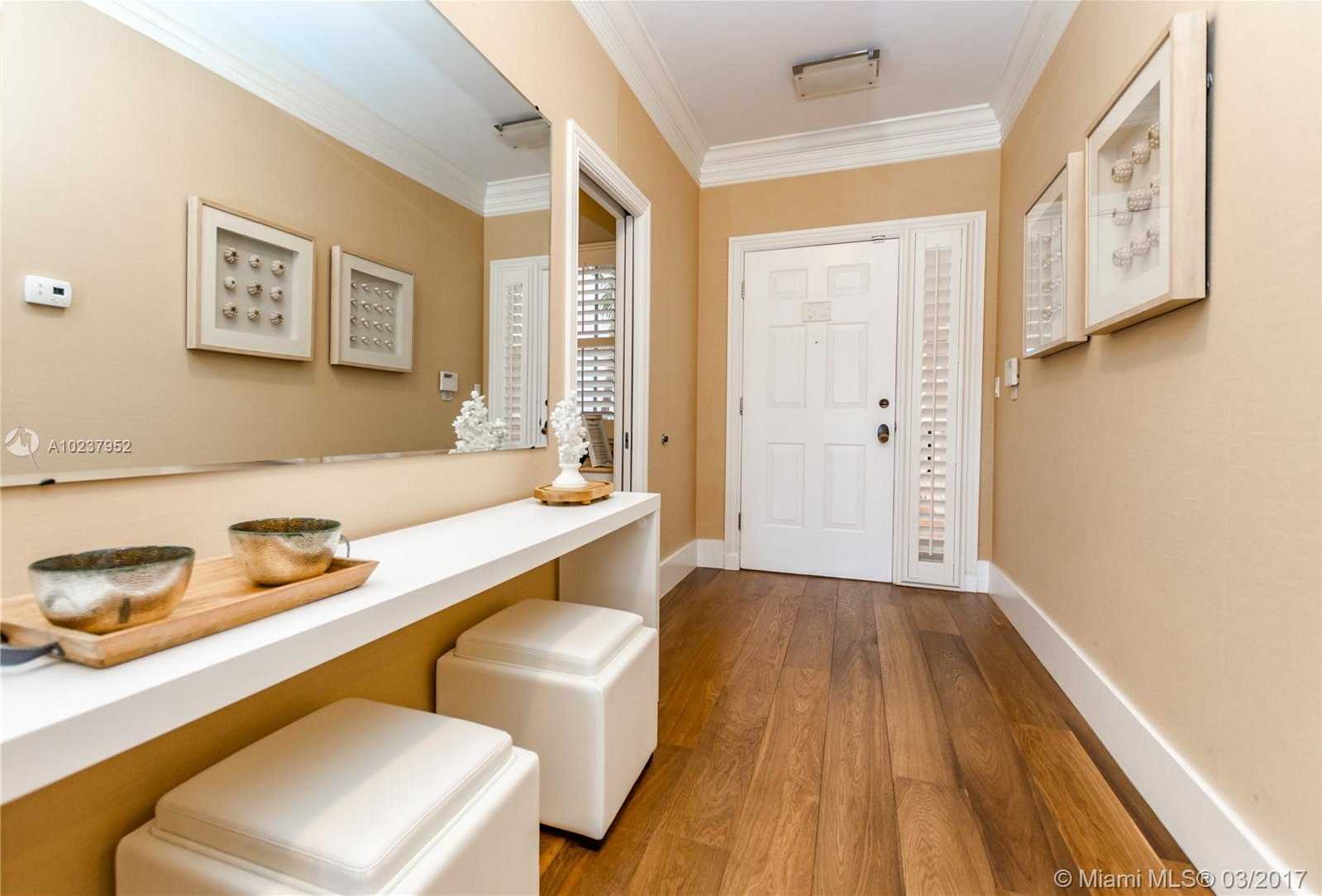 Small Image of 19123 FISHER ISLAND DR #19123, Miami Beach Number 23